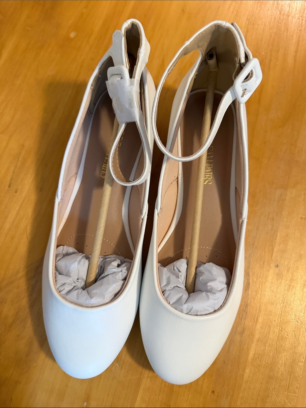 Dream Pairs White Mary Jane Flats with Ankle Strap - Picture 2 of 2